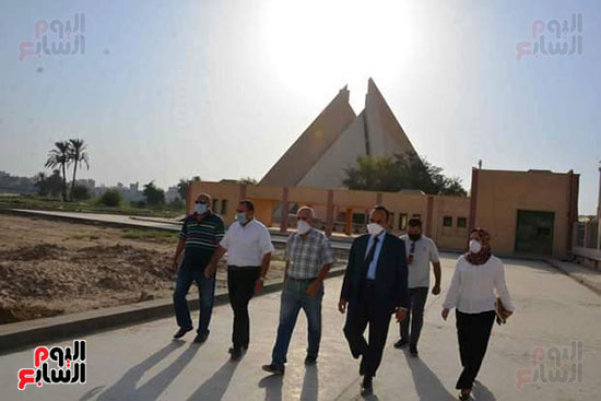 المتحف الأتونى (2)