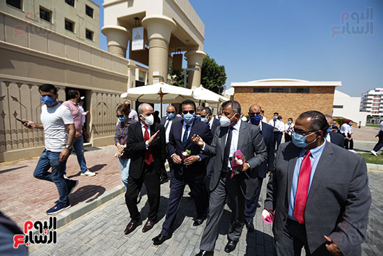 جولة وزير التعليم العالى  (3)