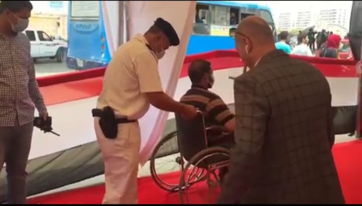 مساعدة كبار السن مساعدة كبار السن