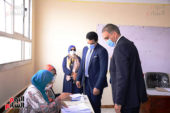 وزير شئون المجالس النيابية (11)