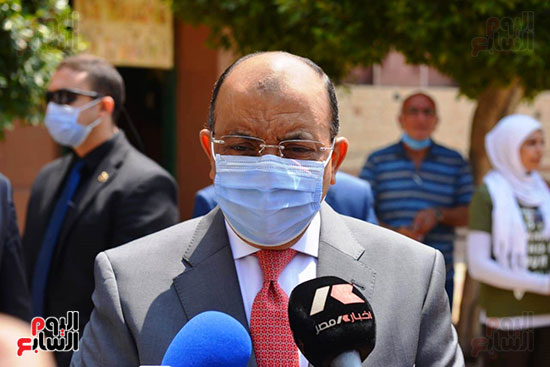 وزير التنميه المحليه (9)