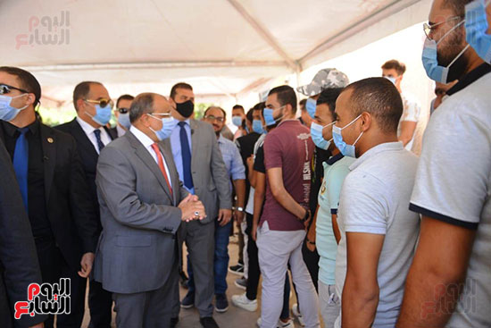 وزير التنميه المحليه (6)