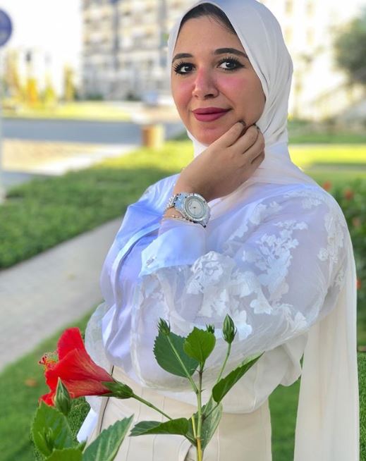 52887-اليوتيوبر-مي-ماهر-(2)