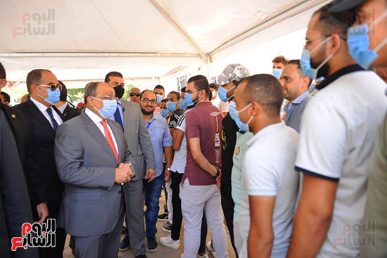 وزير التنميه المحليه (4)