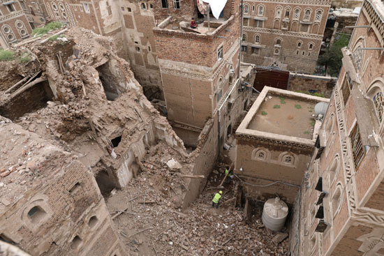 هدم أحد مواقع التراث العالمى فى مدينة صنعاء القديمة