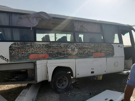 إصابة 3 أساتذة جامعيين فى حادث تصادم (3)