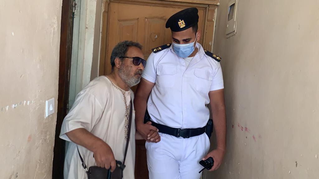 رجل الشرطة رجل الشرطة