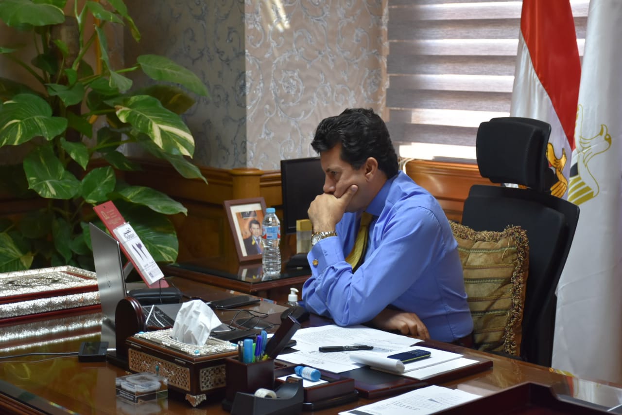 وزير الرياضة