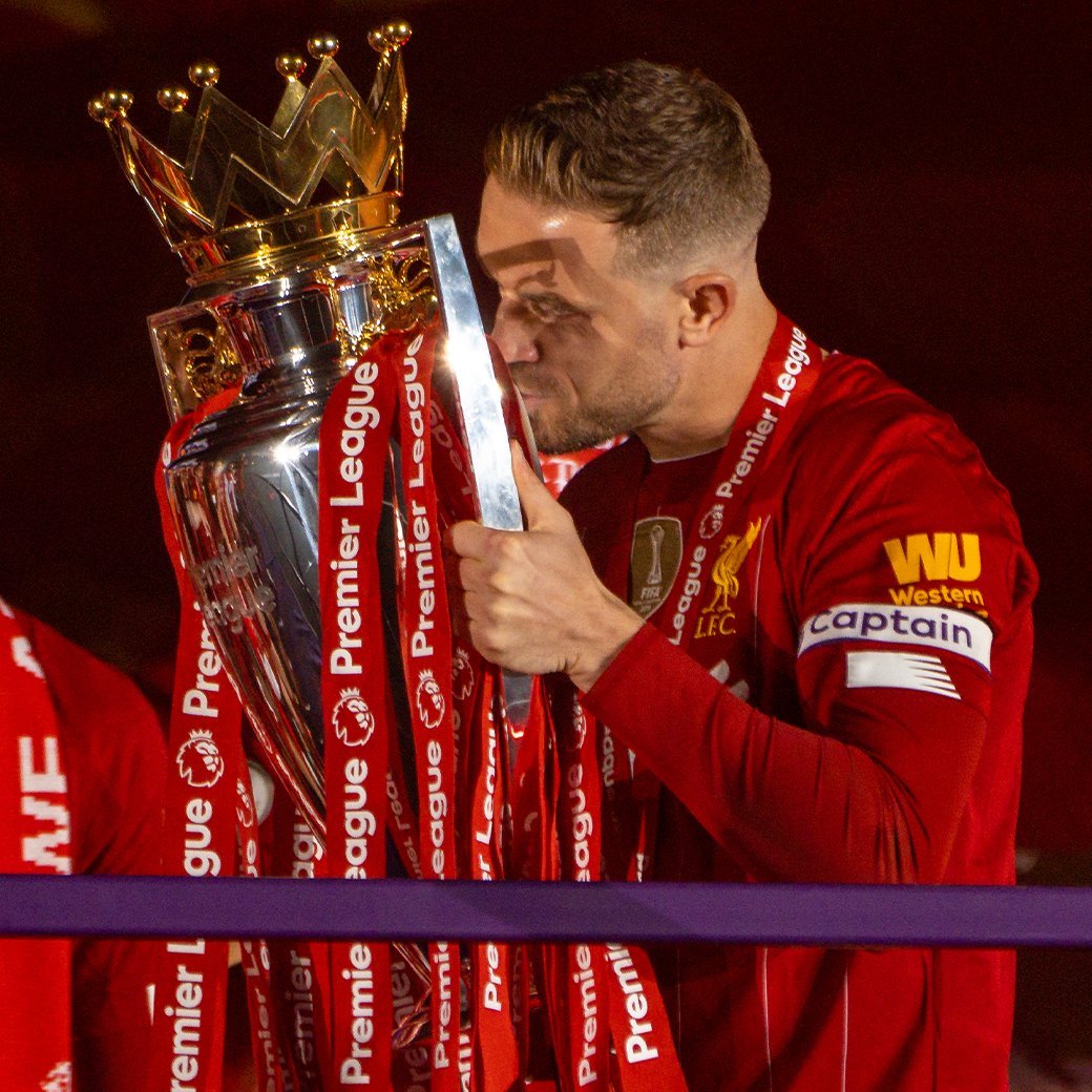 هندرسون يقبل الكأس الانجليزى هندرسون يقبل الكأس الانجليزى