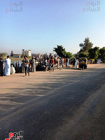 لقطات جديدة من موقع حادث معدية الموت (7)