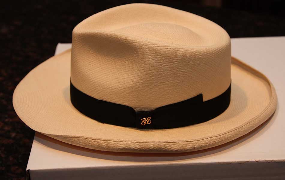 قبعة برنت بلاك
