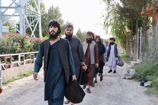 الإفراج عن سجناء طالبان