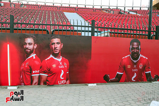 لاعبو الأهلي