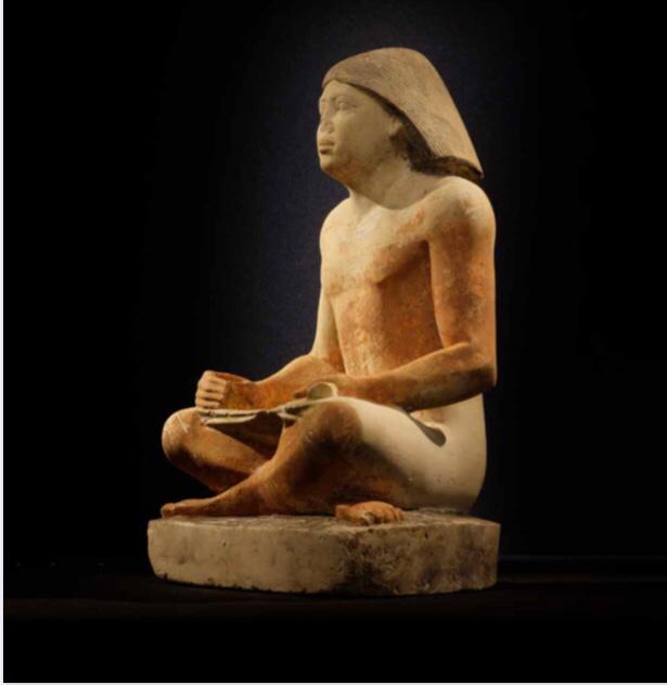 إحدى قطع المعرض إحدى قطع المعرض