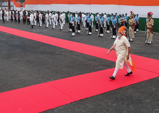 ناريندا مودى رئيس وزراء الهند