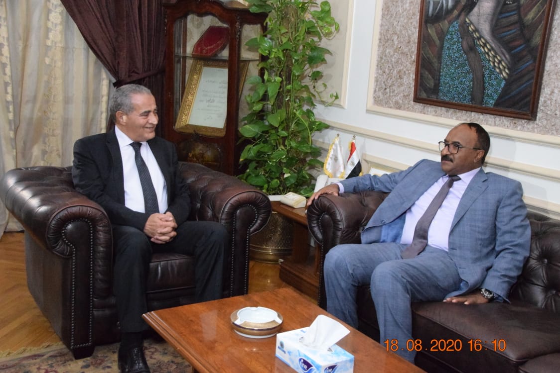اجتماع وزير التموين مع وفد دولة السودان (4)