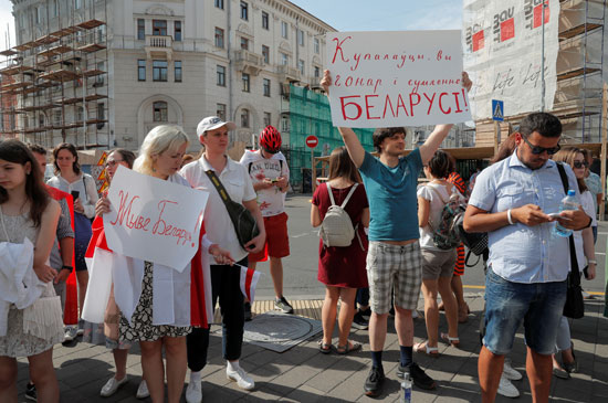 2020-08-18T082651Z_1278709838_RC28GI9FYIIX_RTRMADP_3_BELARUS-ELECTION