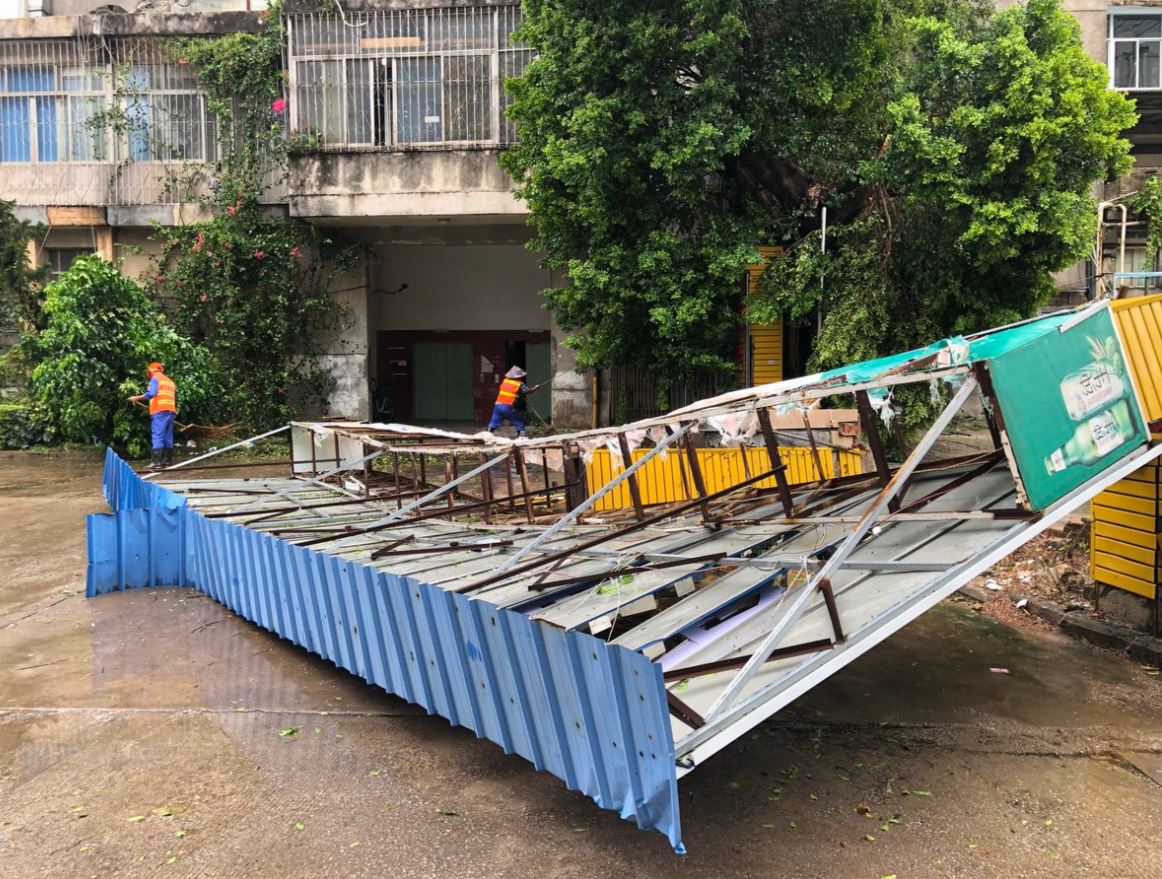 الإعصار هيغوس يضرب الصين بإمطار غزيرة (3)