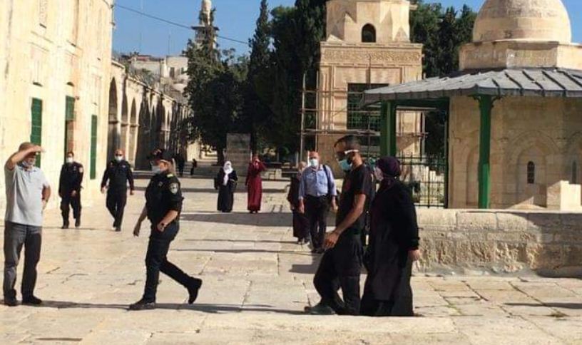شرطة الاحتلال تعتقل المقدسية