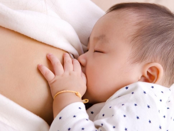 الرضاعة الطبيعية وفوائدها