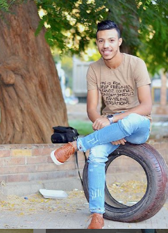 اسلام جابر خارج الملعب