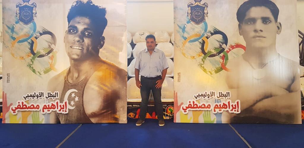 حفيد البطل فى الصالة حفيد البطل فى الصالة