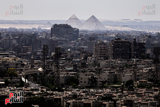 اهرامات الجيزه من اعلى قلعه صلاح الدين اهرامات الجيزه من اعلى قلعه صلاح الدين