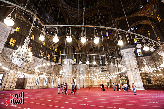 المسجد من الداخل المسجد من الداخل