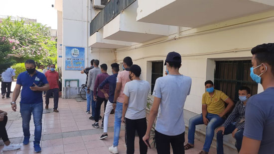 جامعات مصر تستقبل طلاب الثانوية العامة لتسجيل الرغبات (6)