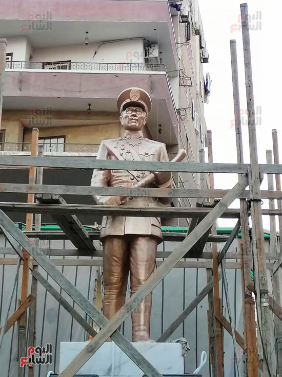 تمثال-الرئيس-محمد-أنور-السادات-(1)