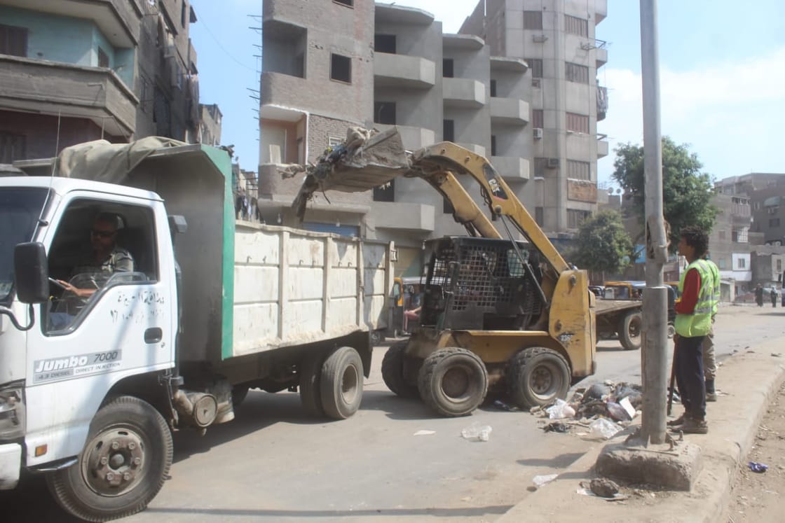 رفع مخلفات القمامة بشوارع الجيزة  (5)