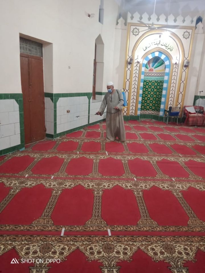 رجال أوقاف الأقصر يواصلون حملات تطهير المساجد  (5)