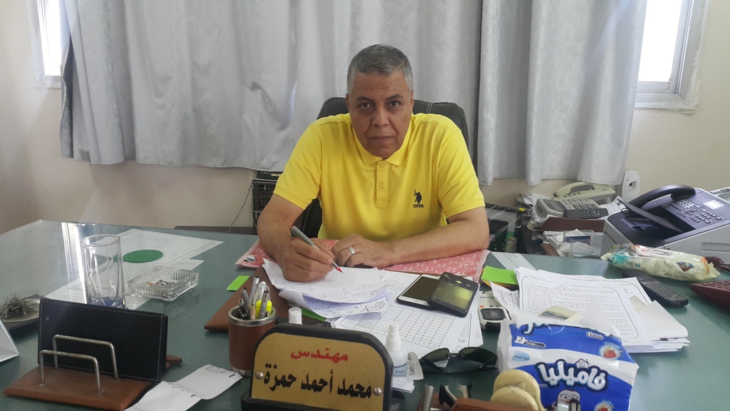 المهندس محمد حمزة وكيل وزارى الرى والموارد المائية لمحافظة القناة (3)