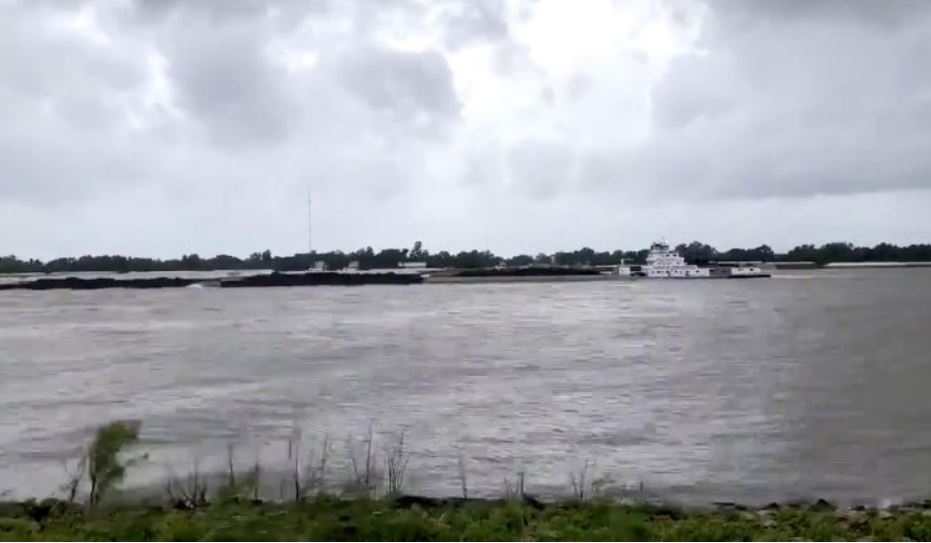 نهر مسيسيبي  بعد اعصار لورا