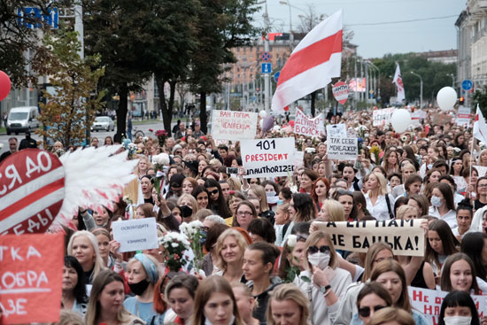 مظاهرات نسائية في بيلاروسيا (2)
