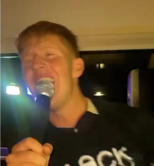 نجل سكولز نجل سكولز