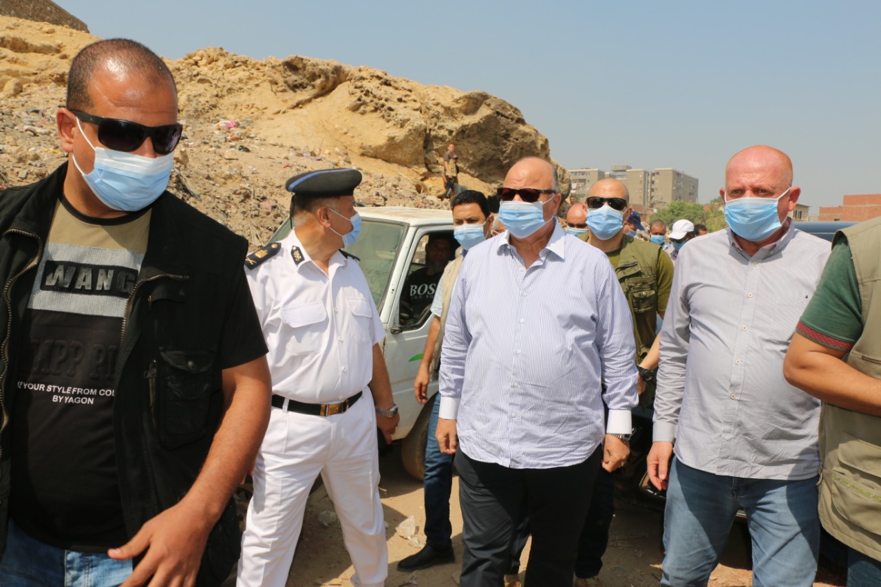 محافظ القاهرة يتفقد أعمال إزالة منطقة شمال الحرفيين  (6)