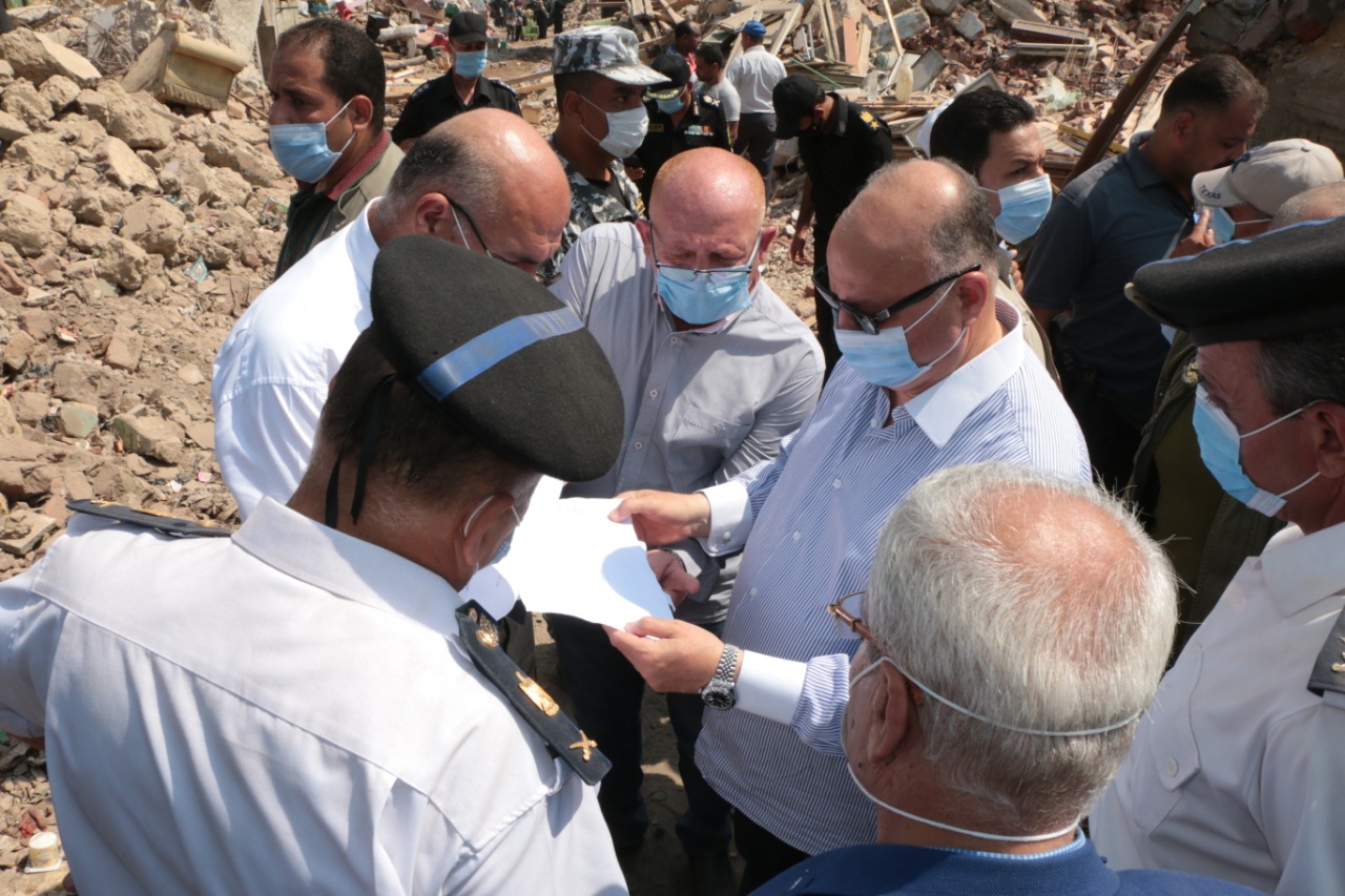 محافظ القاهرة يتفقد أعمال إزالة منطقة شمال الحرفيين  (3)