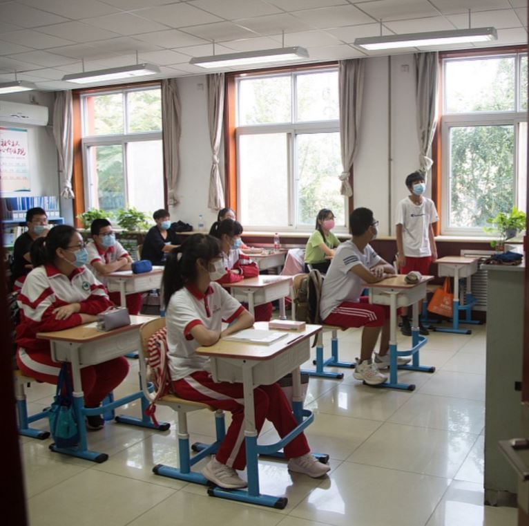 طلاب في بكين