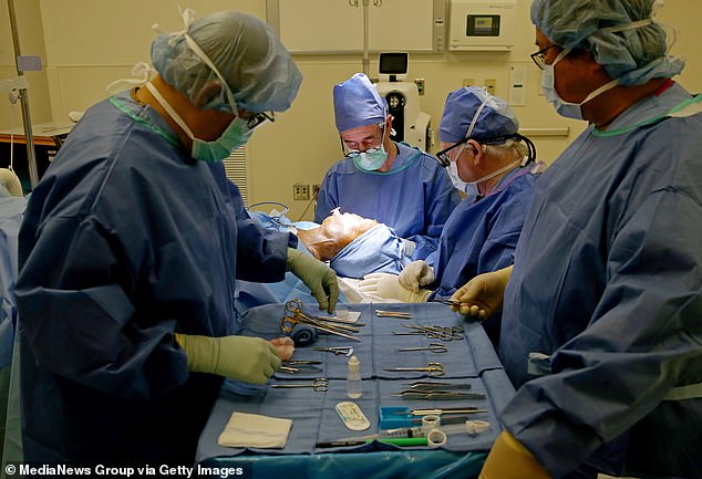 اثناء الجراحة