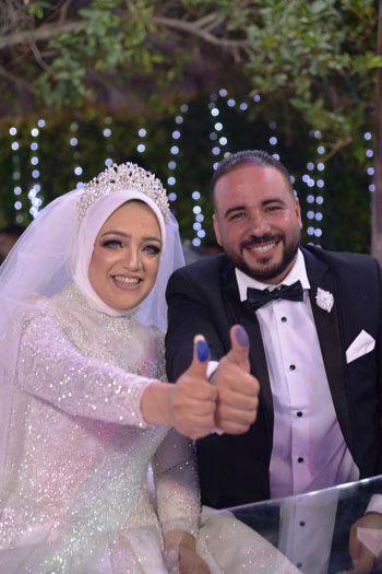 النائبة مى محمود تنشر صورة من حفل زفافها  (2)