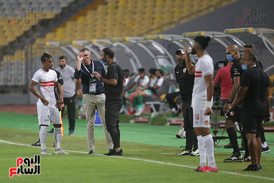 الشوط الاول بين الزمالك والمصرى (8)