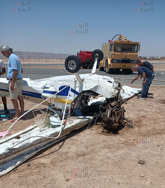 سقوط طائرة خاصة فى مهبط مطار الجونة بالغردقة (5)