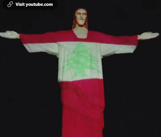 اضاءة تمثال المسيح بعلم لبنان
