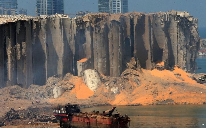 تدمير القمح فى مرفأ بيروت
