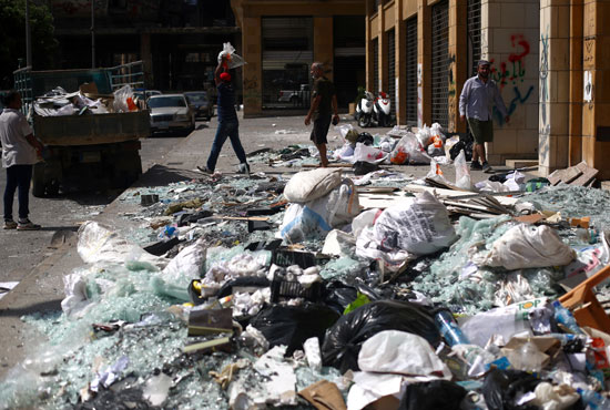 القمامة-أزمة-كبيرة-في-بيروت