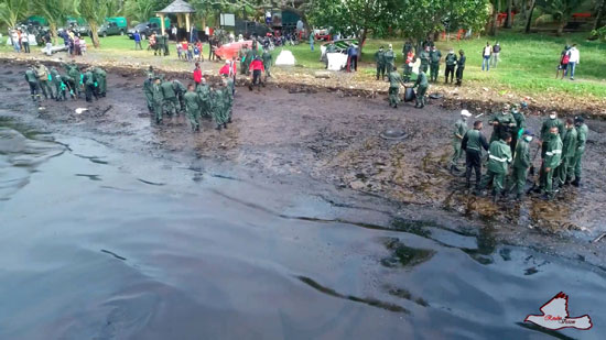 آثار التلوث النفطى بالمحيط الهندى آثار التلوث النفطى بالمحيط الهندى