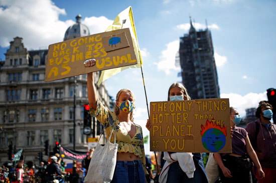 2020-09-01T112631Z_1087583987_RC2NPI9RB7GA_RTRMADP_3_CLIMATE-CHANGE-BRITAIN-PROTESTS