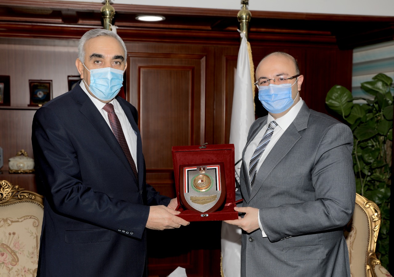 محافظ بني سويف يستقبل سفير العراق بمصر (5)