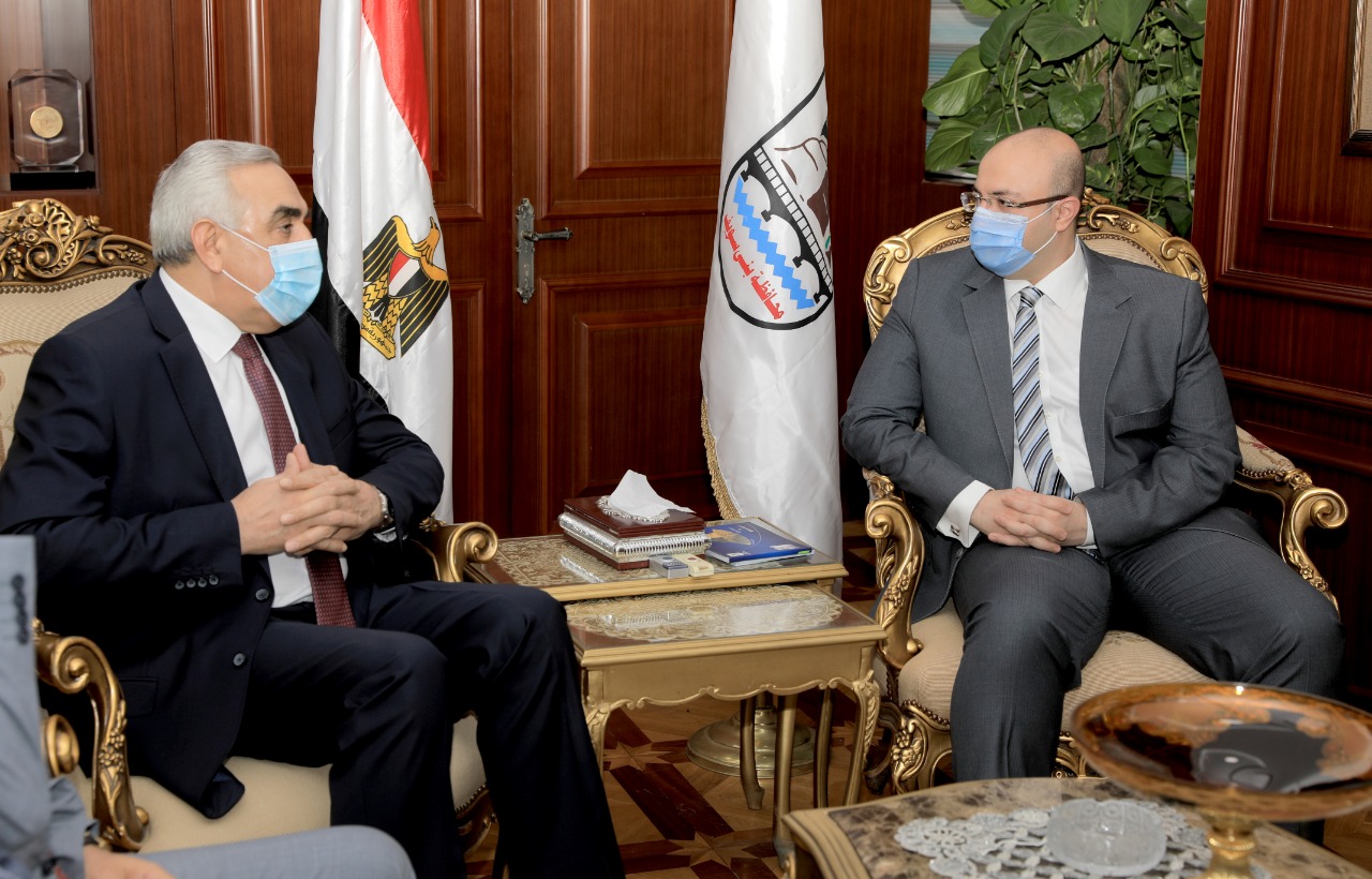 محافظ بني سويف يستقبل سفير العراق بمصر (3)